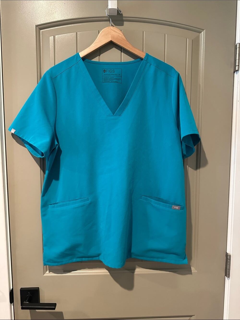 FIGS Casma Scrub Top L